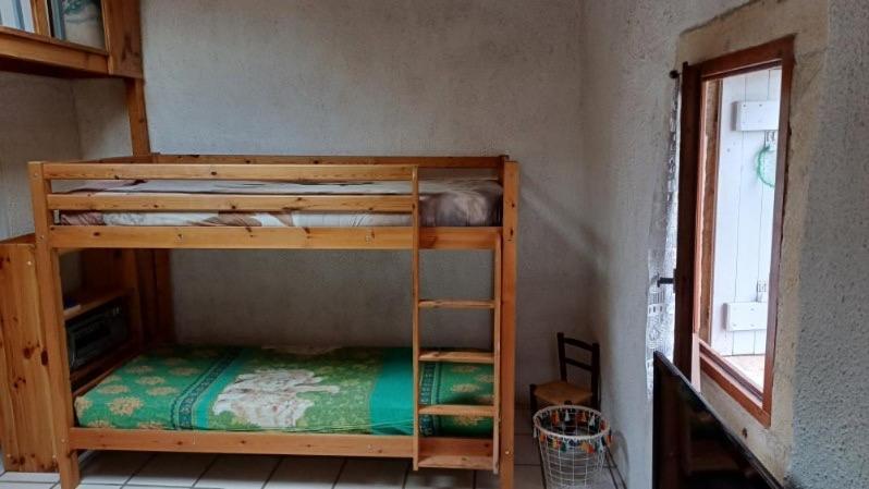 Appartement Chaleureux Dans Une Maison En Pierre Mireval Esterno foto
