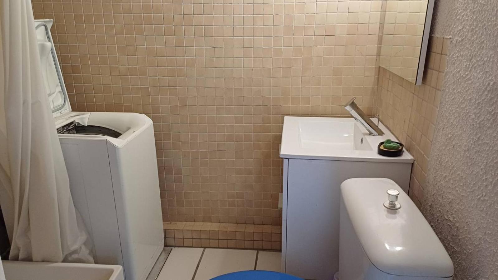 Appartement Chaleureux Dans Une Maison En Pierre Mireval Esterno foto